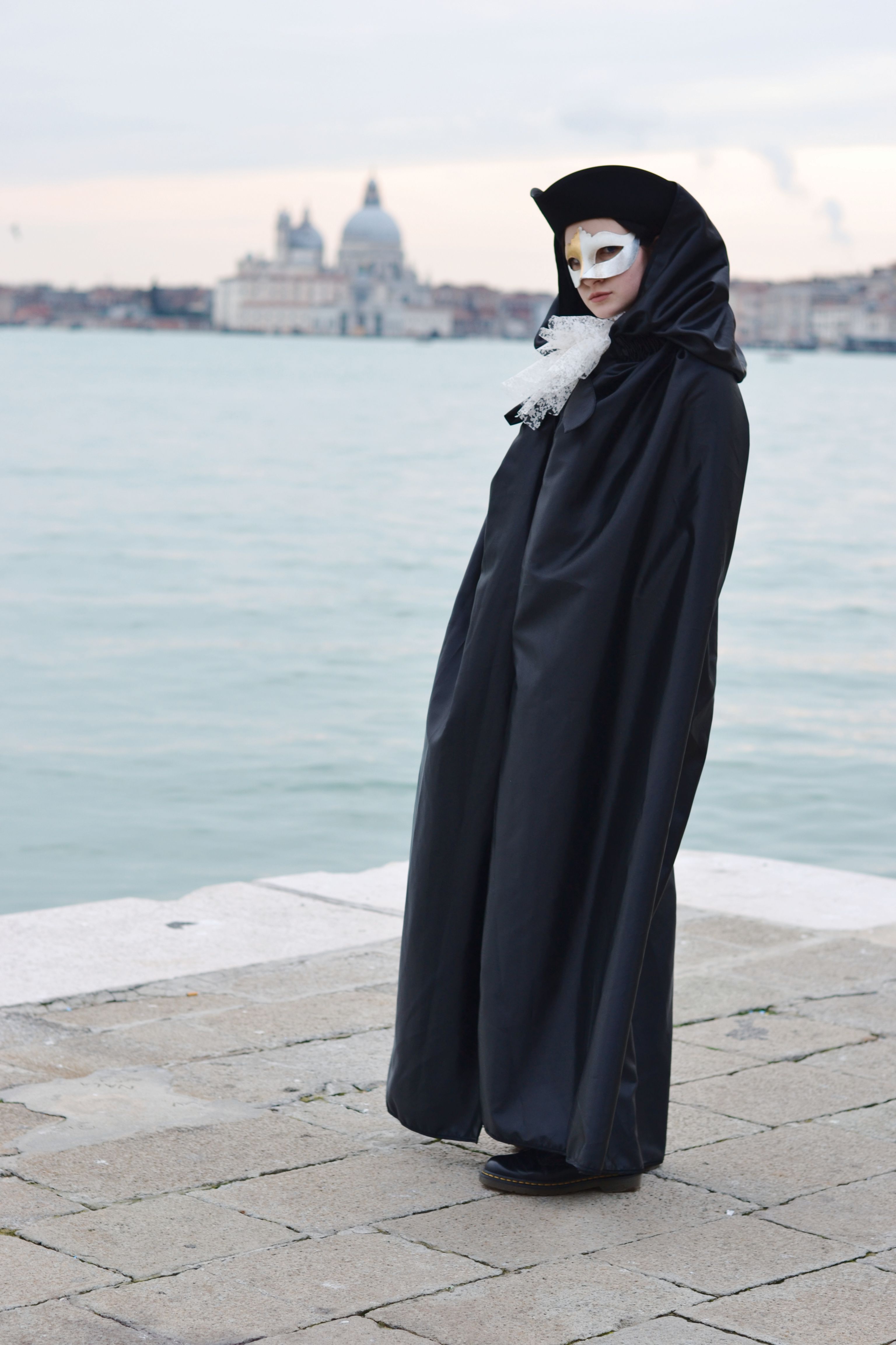 Come vestirsi a Carnevale: idee outfit e trucco viso